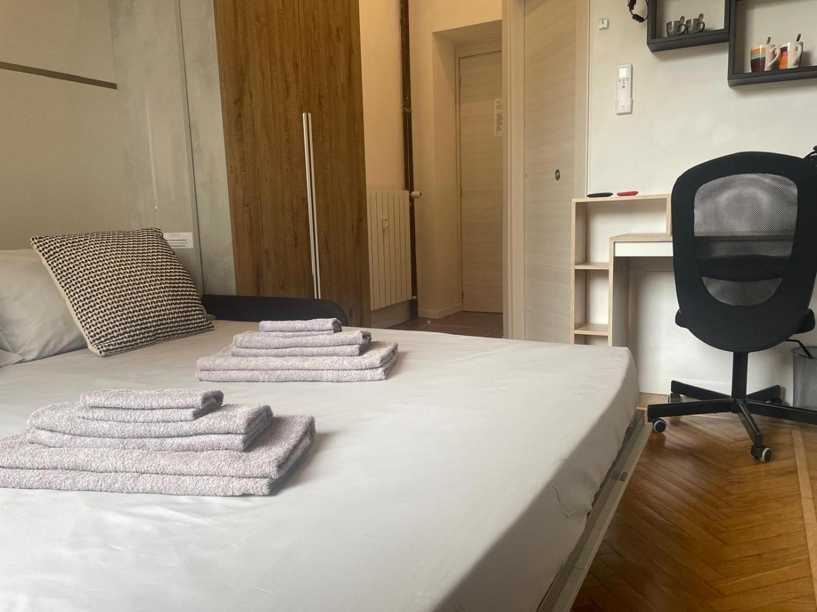 Drooms 4,0 Domotic Smart Self 24H,7 Vicino Treni Porta Susa E Centro Storico Турин Экстерьер фото