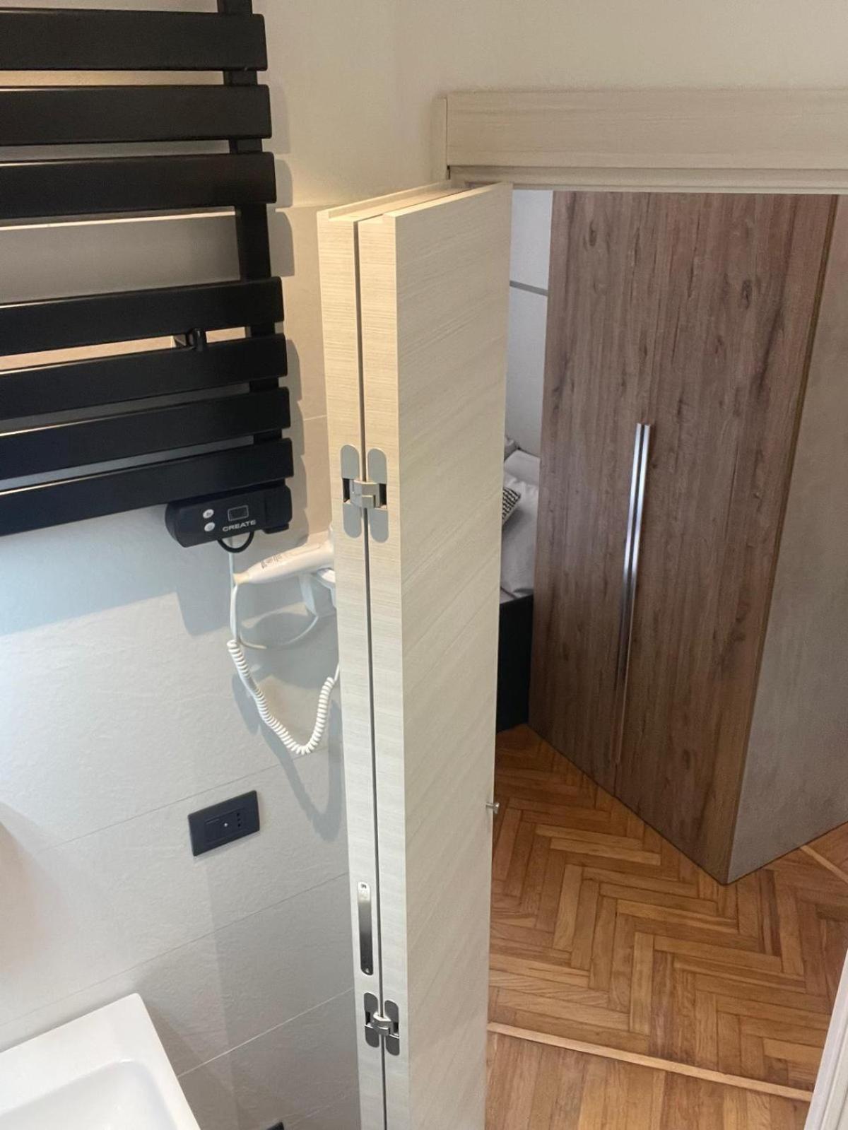 Drooms 4,0 Domotic Smart Self 24H,7 Vicino Treni Porta Susa E Centro Storico Турин Экстерьер фото