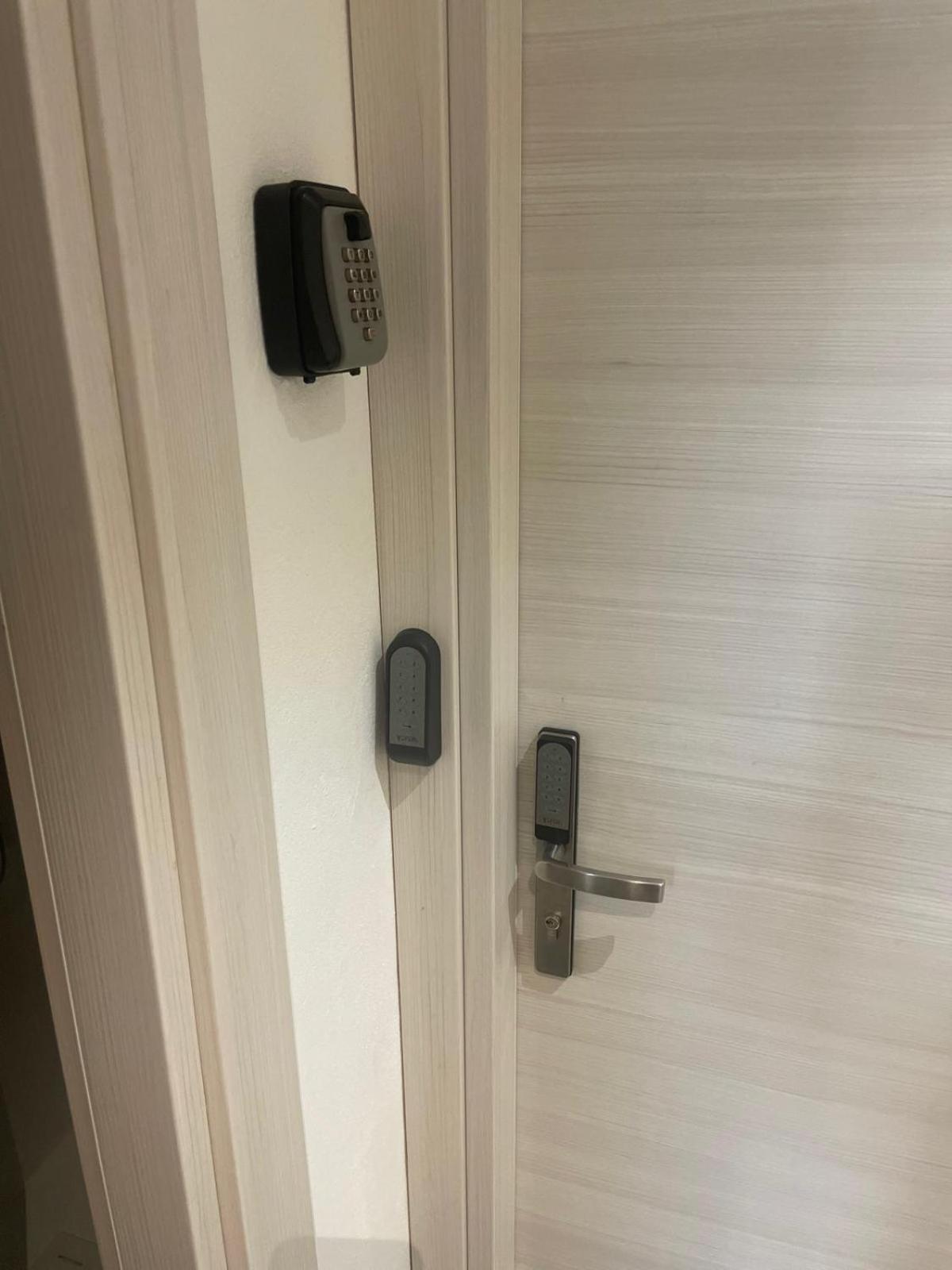 Drooms 4,0 Domotic Smart Self 24H,7 Vicino Treni Porta Susa E Centro Storico Турин Экстерьер фото