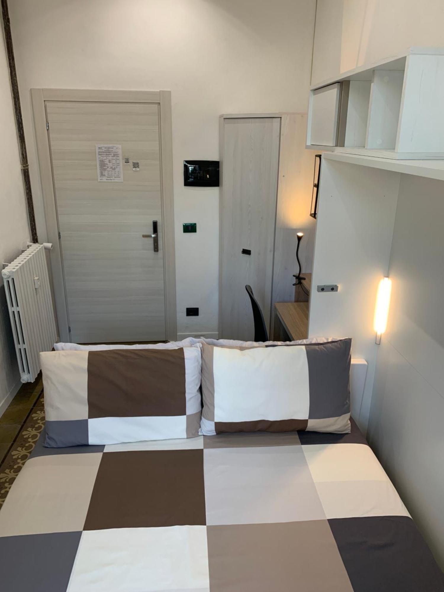 Drooms 4,0 Domotic Smart Self 24H,7 Vicino Treni Porta Susa E Centro Storico Турин Экстерьер фото